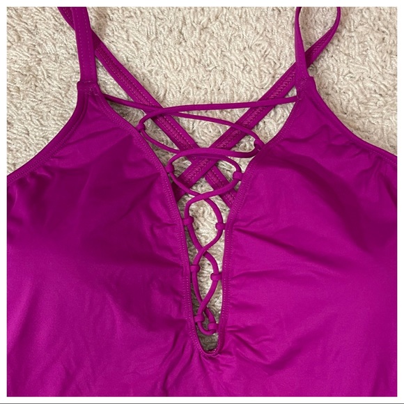 NWT! La Blanca Plus Size Island Goddess Lace-Up One Piece Swimsuit - Picture 3 of 8